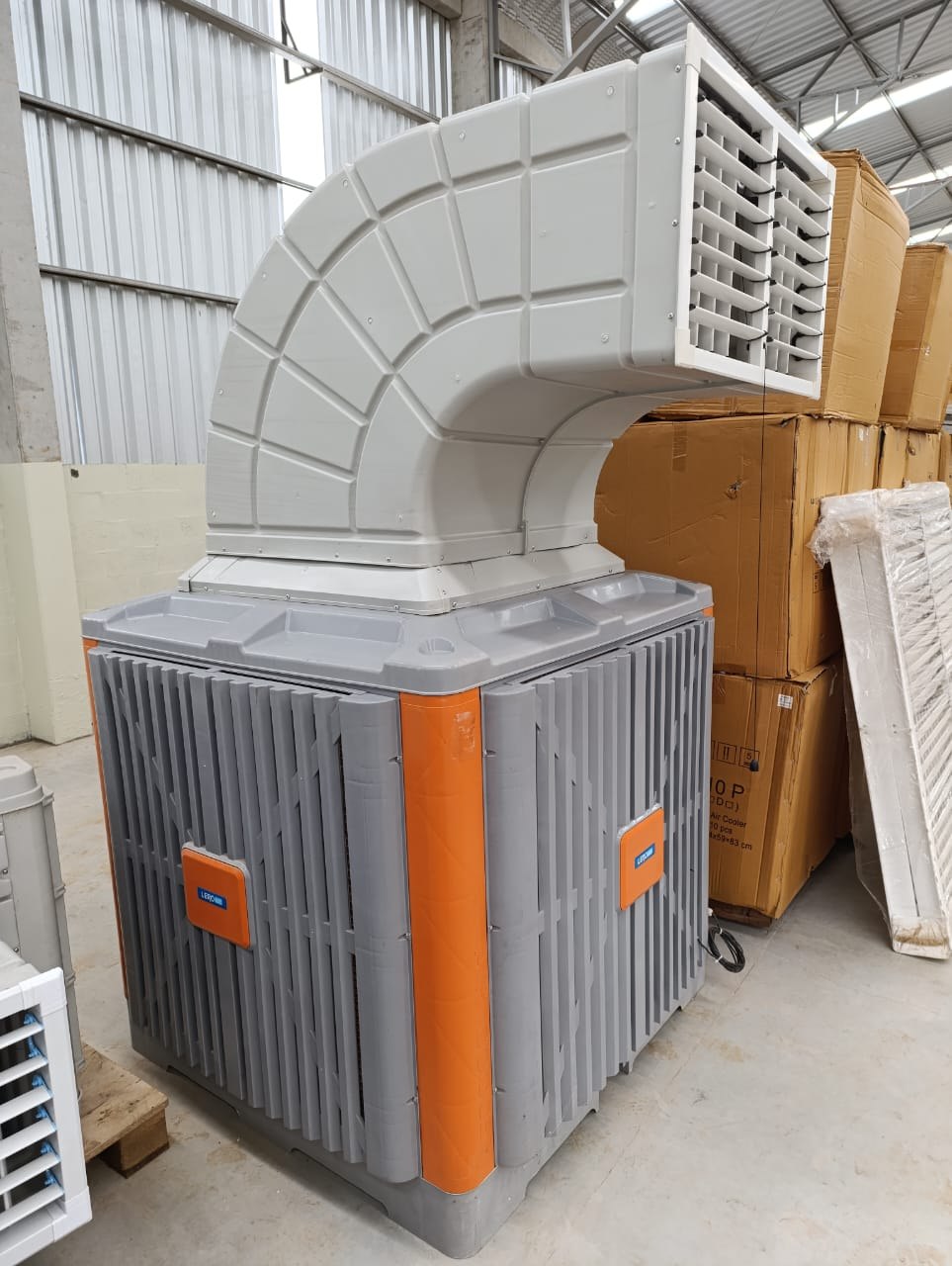 Climatizador Lero Air com duto direcionável no topo